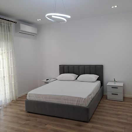 Erdis Home Nr 2 Tirana Exterior photo